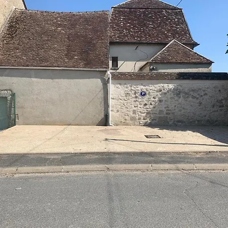 Demeure Saint Martin Vakantiehuis Sourdun